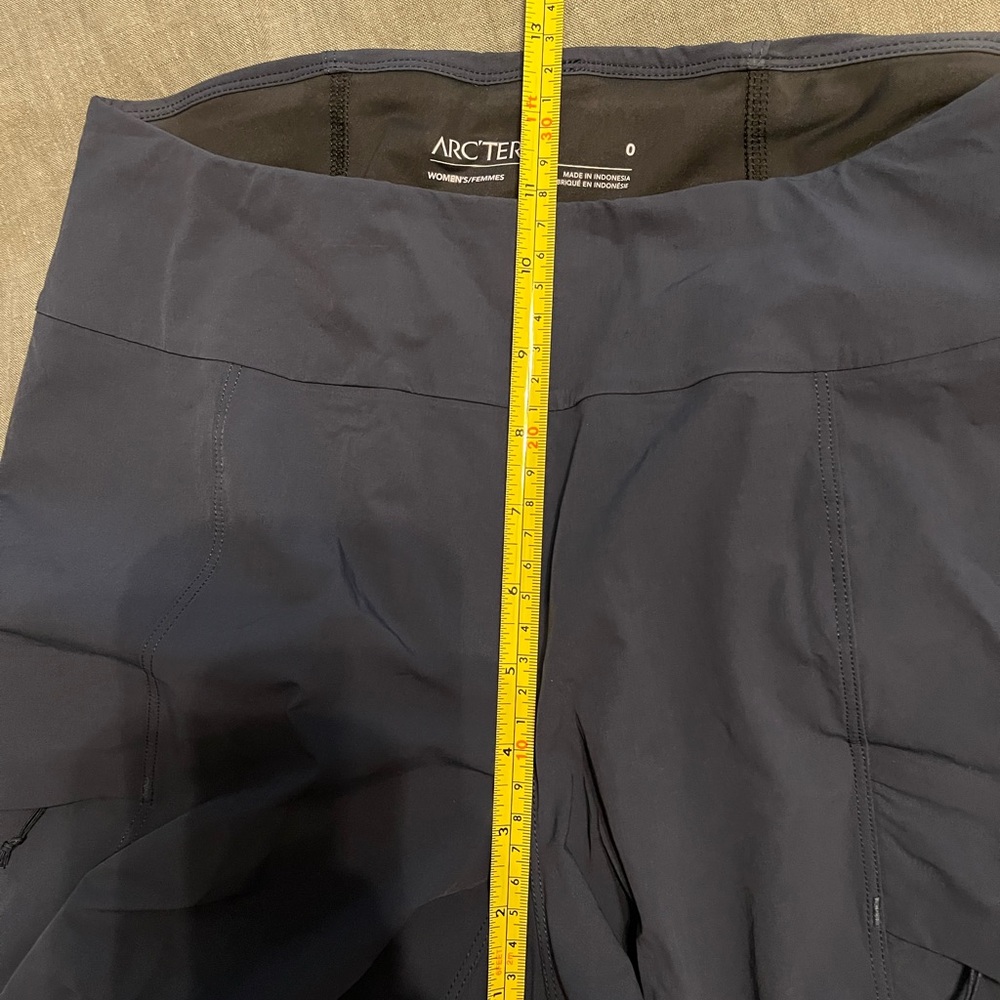 Arc'teryx Navy Blue Hiking Pants - Picture 6 of 8